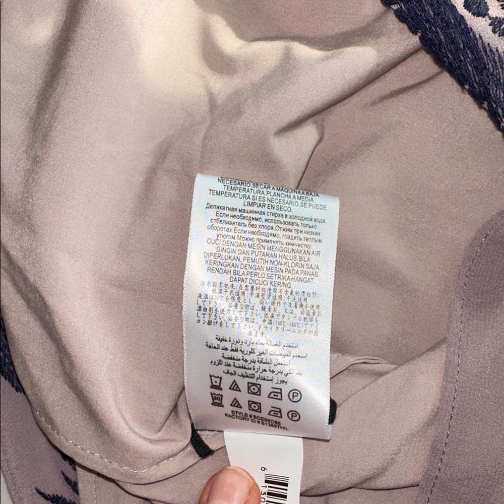 New with tag on BCBGMaxAzria Lilac Mauve Patterned Dress. - Picture 14 of 16
